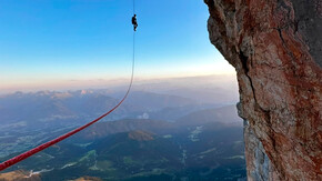 Das große Dach der Dachstein Direttissima erstmals im Rotpunkt geklettert | © Michi Perhab