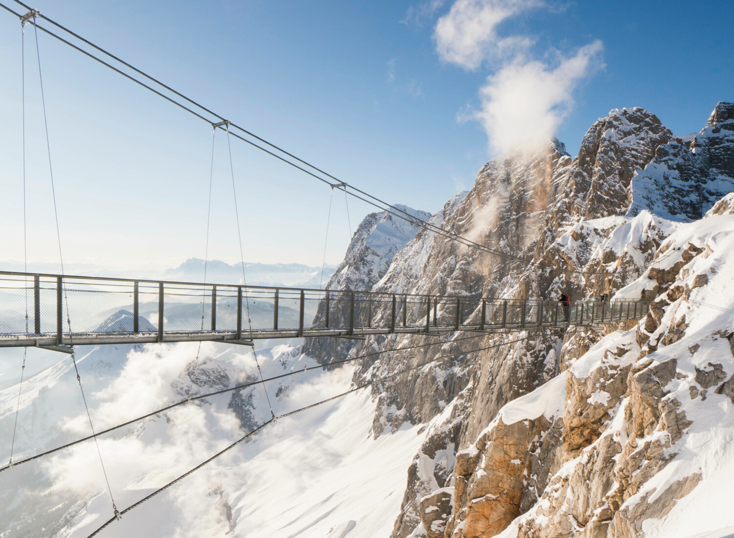 The Dachstein suspension bridge a fascinating glacier
