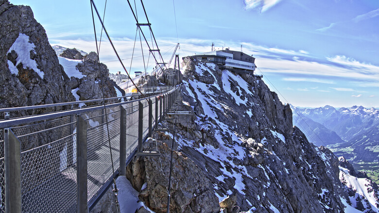 © Mediadome/Christoph Buchegger Suspension Bridge with the mountain station | © Mediadome/Christoph Buchegger