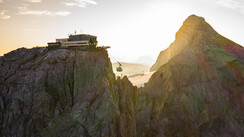 Panorama gondola at sunrise on the Dachstein Glacier | © Johannes Absenger