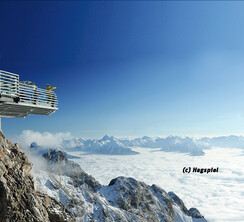 Dachstein Skywalk mit Blick aufs Wolkenmeer | © Hagspiel