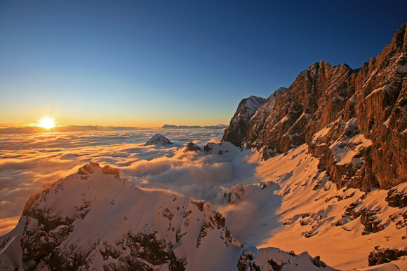 Sunrise on the Dachstein glacier (c) Steiermark Tourismus | © Steiermark Tourismus