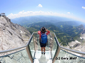 Treppe ins Nichts - Der Dachstein | © Gery Wolf