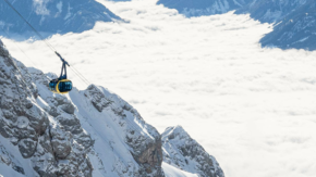 Dachstein Gondel im Nebelmeer | © Sabrina Melcher