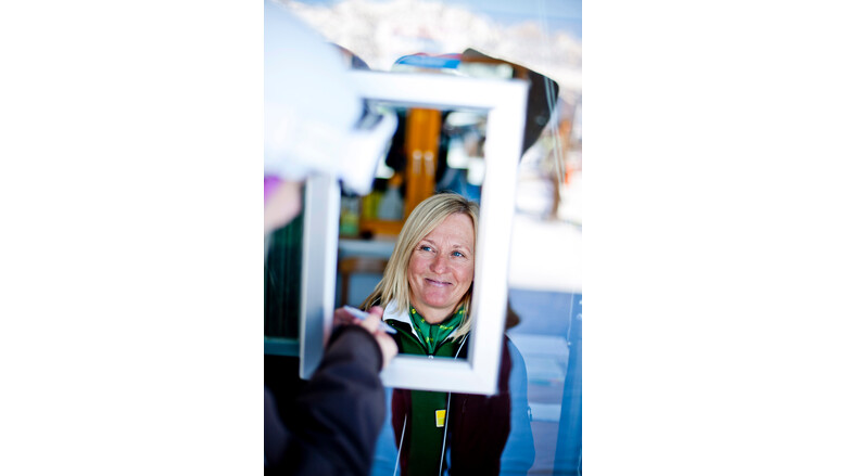 Motivated and well-qualified employees are one of the key factors of the success of our company. | © Tom Lamm